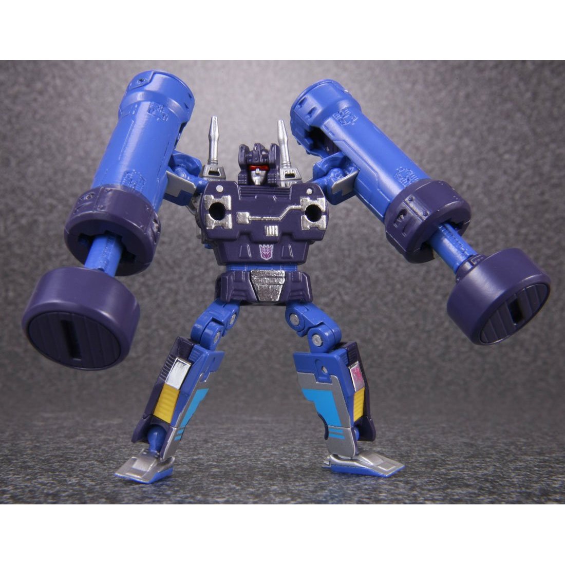 Takara Tomy Masterpiece MP-15 Rumble / Ravage and MP-16 Frenzy